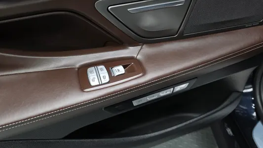 BMW 7 Series (G11) 740Ld xDrive M 2017 29