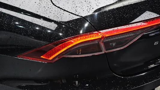 Hyundai IG 3.0 LPi () 2019 23