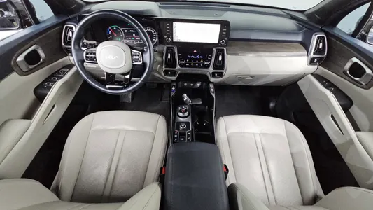 Kia 4 HEV 1.6 2WD 2021 7
