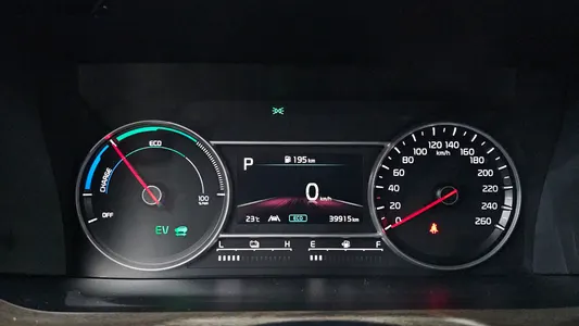 Kia 4 HEV 1.6 2WD 2021 8