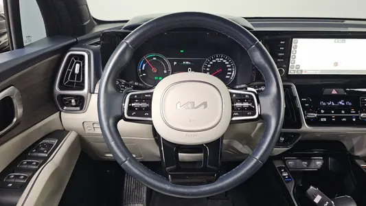 Kia 4 HEV 1.6 2WD 2021 17