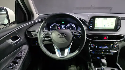 Hyundai TM 2.0 2WD 2018 13