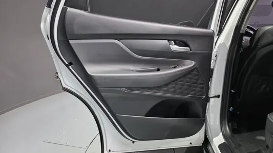Hyundai TM 2.0 2WD 2018 25