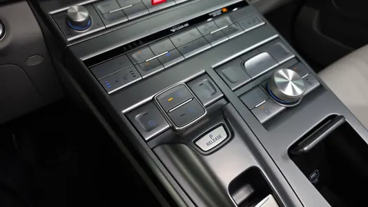 Hyundai 넥쏘 2021 9