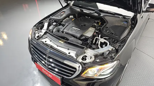 Mercedes-Benz E-Class W213 E300 4MATIC 2018 6