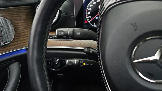 Mercedes-Benz E-Class W213 E300 4MATIC 2018 18