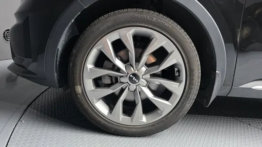 Kia 4 2.2 2WD 2021 5
