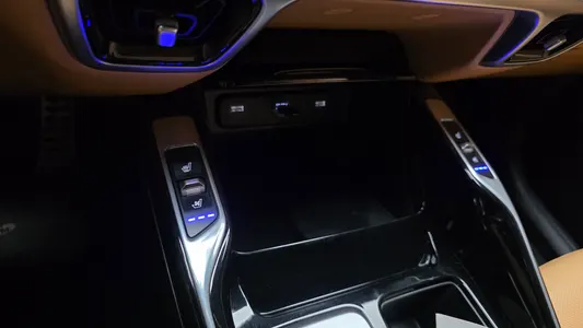 Kia 4 2.2 2WD 2021 34