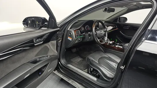 Audi A8 4.2 FSI RSE 2010 10