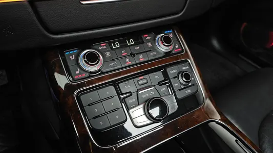 Audi A8 4.2 FSI RSE 2010 17