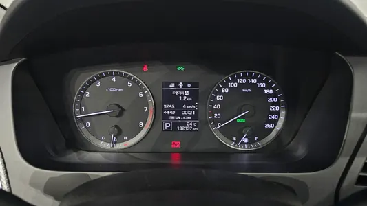 Hyundai LF LPI 2015 8