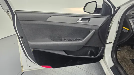 Hyundai LF LPI 2015 24