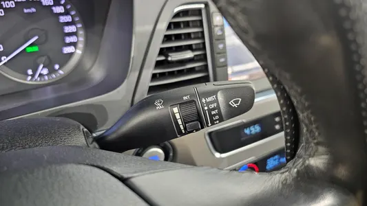 Hyundai LF LPI 2015 30