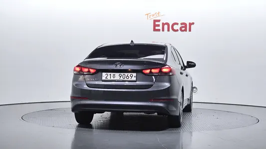 Hyundai AD 1.6 GDI 2017 4