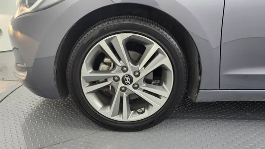 Hyundai AD 1.6 GDI 2017 5