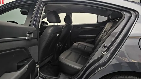 Hyundai AD 1.6 GDI 2017 26