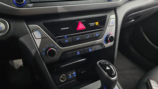 Hyundai AD 1.6 GDI 2017 28