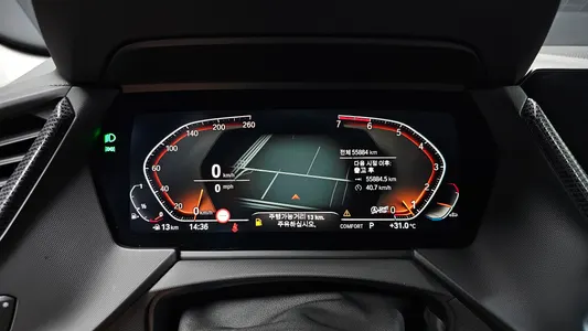 BMW 1 Series (F40) 120i 2023 8
