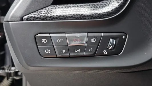 BMW 1 Series (F40) 120i 2023 20
