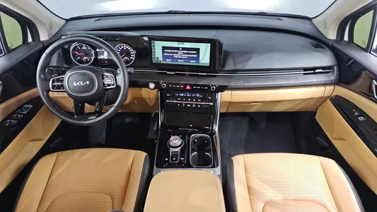 Kia Carnival 7 2023 7