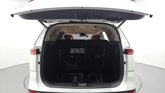 Kia Carnival 7 2023 20