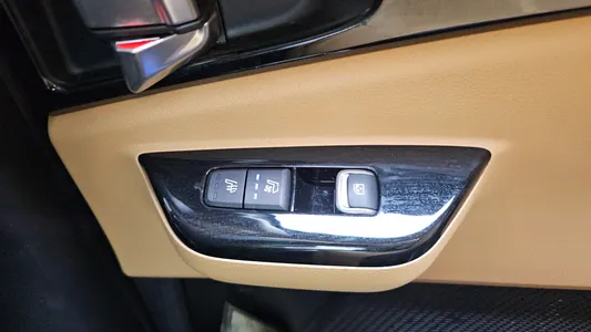 Kia Carnival 7 2023 30
