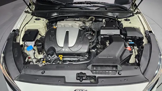 Kia K7 3.0 LPI () 2017 6