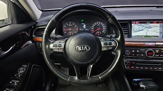 Kia K7 3.0 LPI () 2017 13