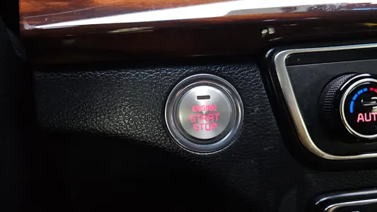 Kia K7 3.0 LPI () 2017 18