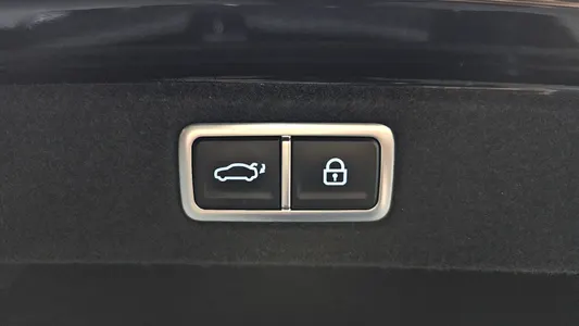 Hyundai (GN7) 2024 20