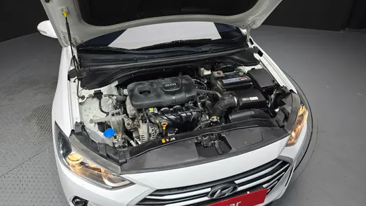 Hyundai AD 1.6 GDI 2017 6