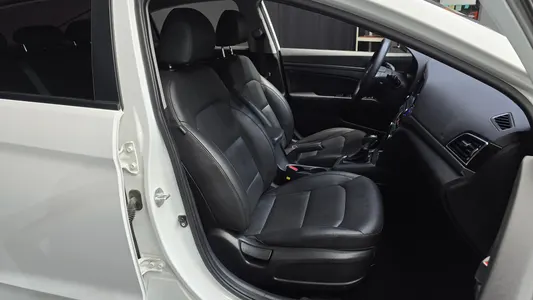 Hyundai AD 1.6 GDI 2017 26