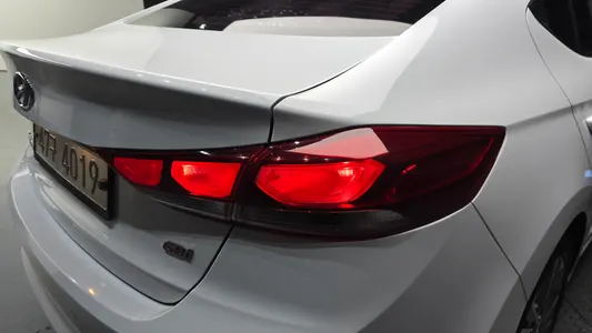 Hyundai AD 1.6 GDI 2017 23