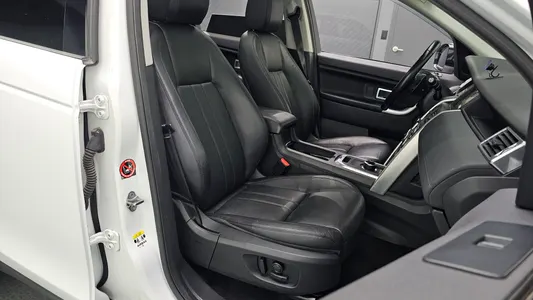 Land Rover 디스커버리 스포츠 2.0 TD4 SE (150) 2017 12