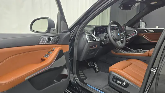 BMW X7 (G07) xDrive 40i M 7 2026 10