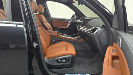 BMW X7 (G07) xDrive 40i M 7 2026 26
