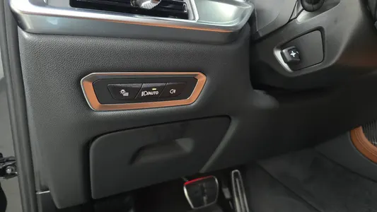 BMW X7 (G07) xDrive 40i M 7 2026 28