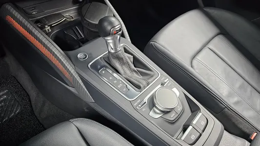 Audi Q2 35 TDI 2020 8