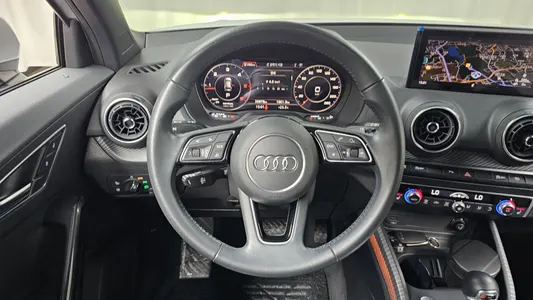 Audi Q2 35 TDI 2020 13