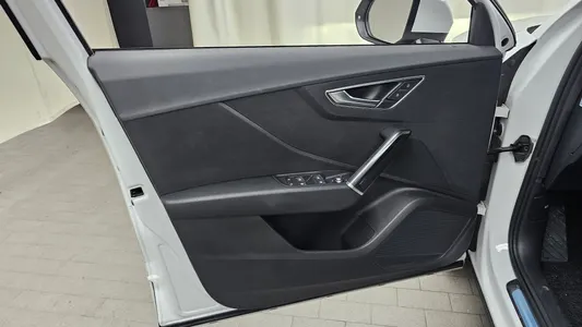 Audi Q2 35 TDI 2020 24