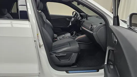 Audi Q2 35 TDI 2020 26