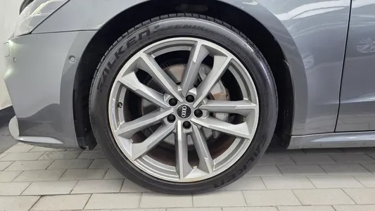Audi A7 (4K) 50 TDI 2020 5