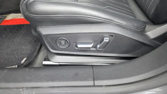Audi A7 (4K) 50 TDI 2020 32