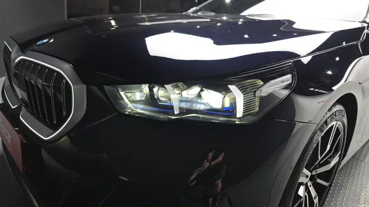 BMW 5 Series (G60) 530i xDrive M 2026 22