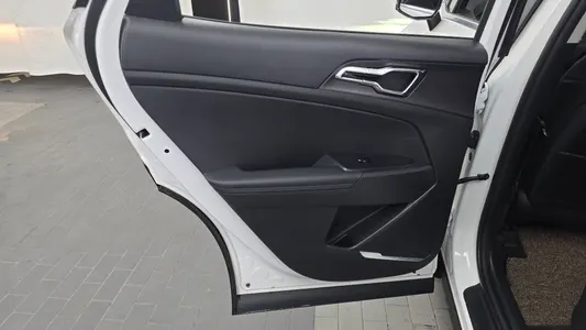 Kia 5 HEV 1.6 2WD 2025 25