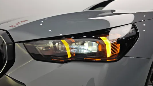 BMW 5 Series (G60) 520i 2024 22