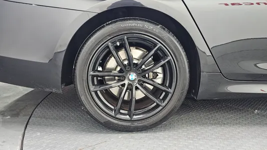 BMW 5 Series (G30) 520d M 2017 5