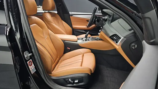 BMW 5 Series (G30) 520d M 2017 26