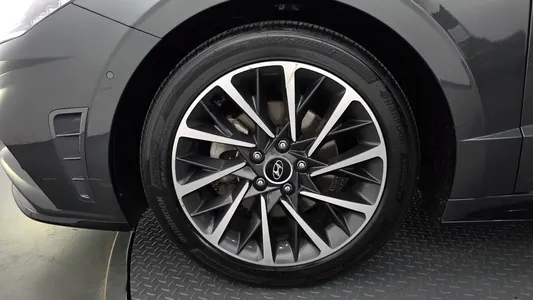 Hyundai (DN8) 1.6 2021 5