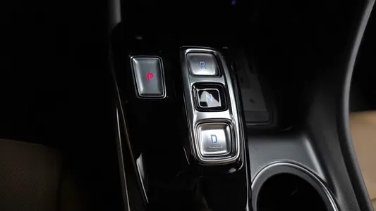 Hyundai (DN8) 1.6 2021 9